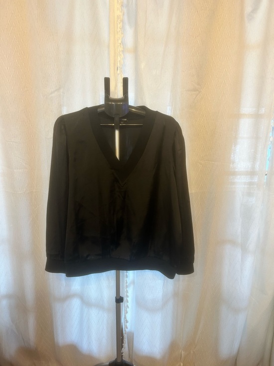 Express Tops - Express Black V-Neck Long Sleeve Blouse